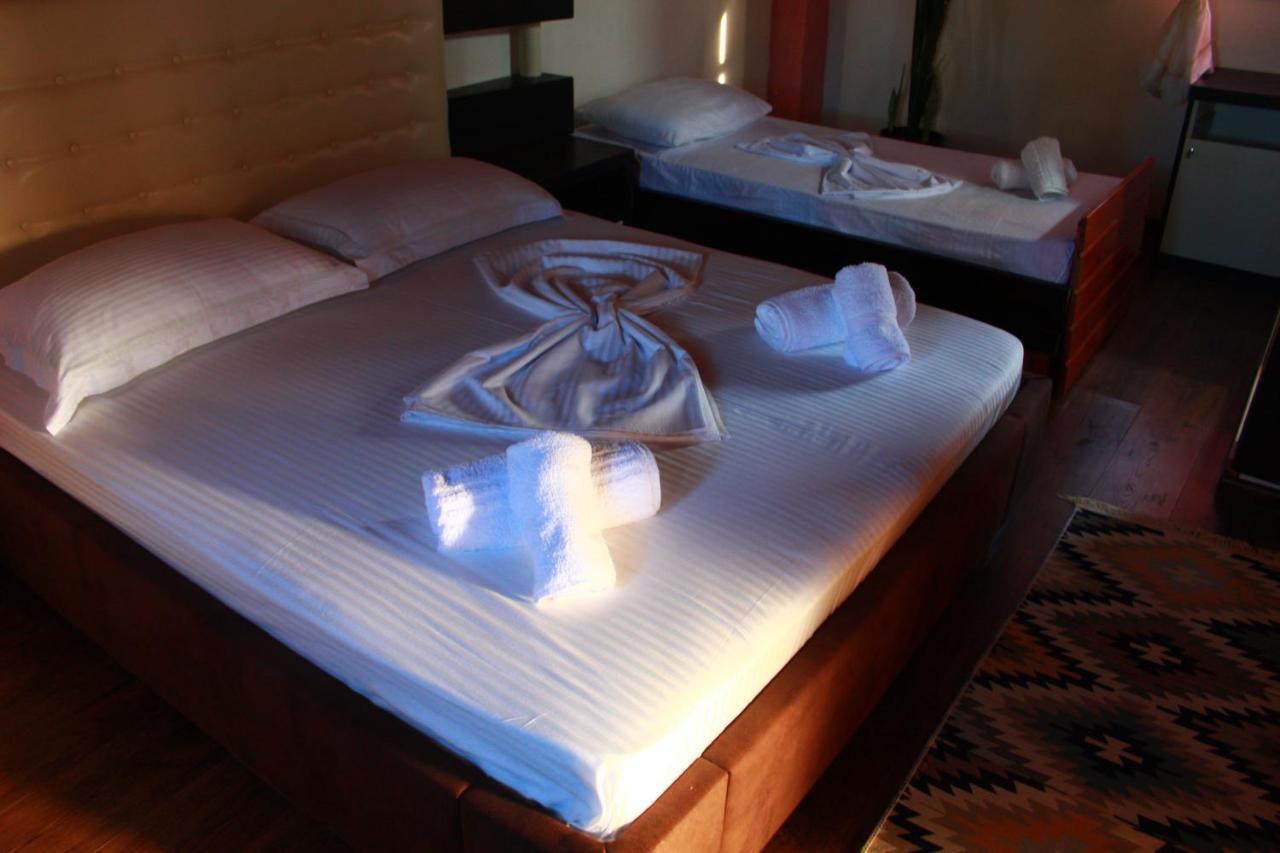 Bed and Breakfast 2 Kitarat Bb Wlora Zewnętrze zdjęcie