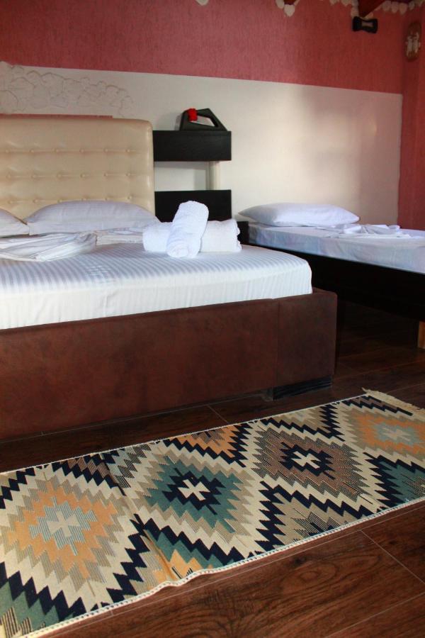 Bed and Breakfast 2 Kitarat Bb Wlora Zewnętrze zdjęcie